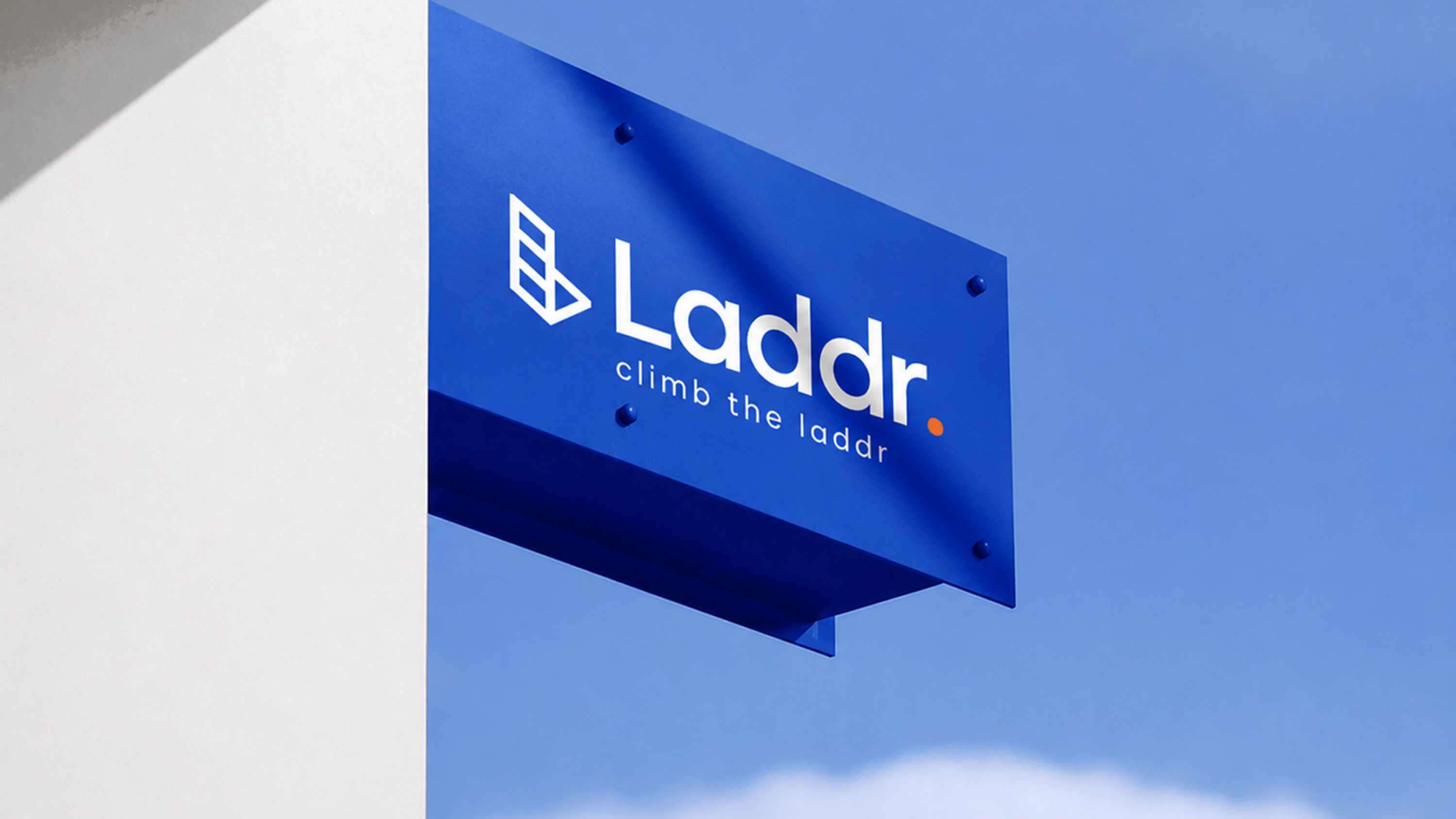 Laddr Signage